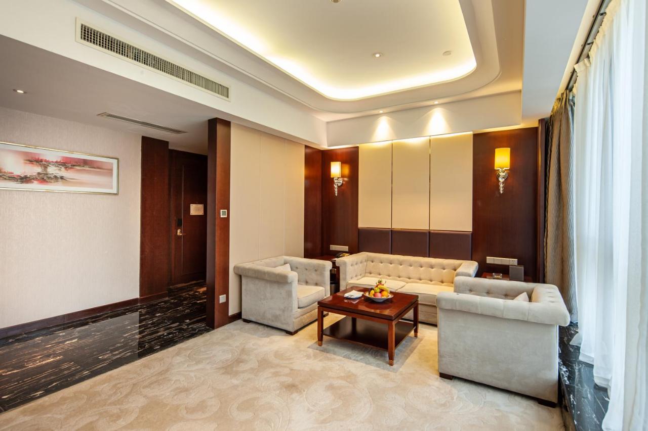 Wyndham Grand Plaza Royale Changsheng Jiangyin Exteriér fotografie
