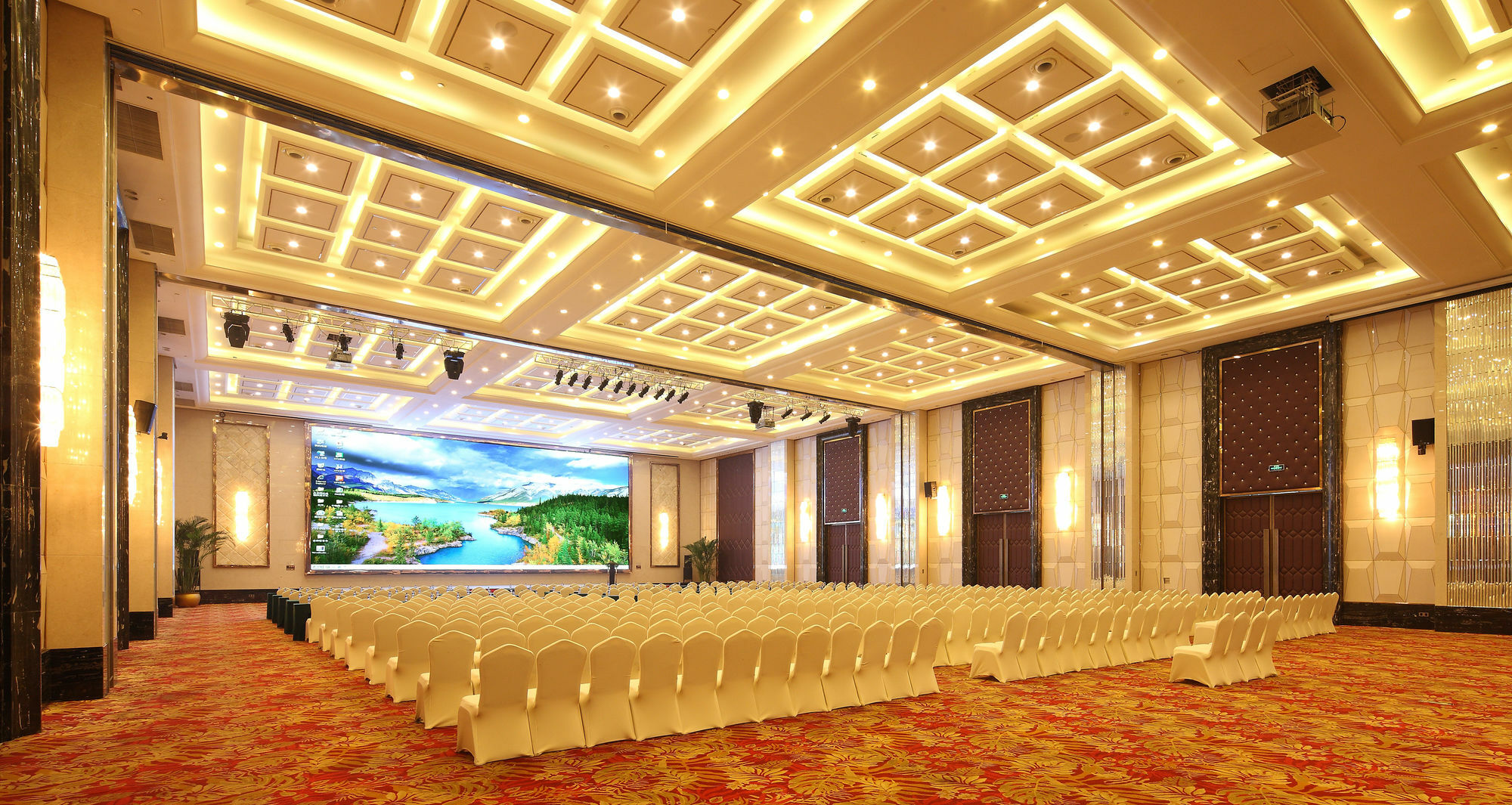 Wyndham Grand Plaza Royale Changsheng Jiangyin Exteriér fotografie
